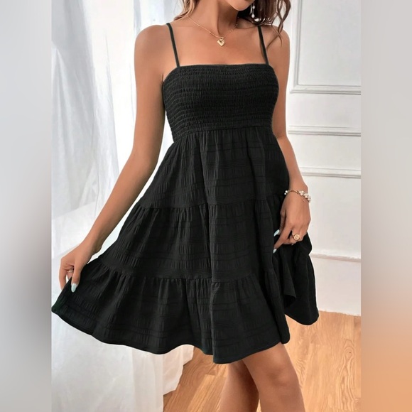 Smocked Tiered Sleeveless Mini Dress royal blue - Picture 6 of 7